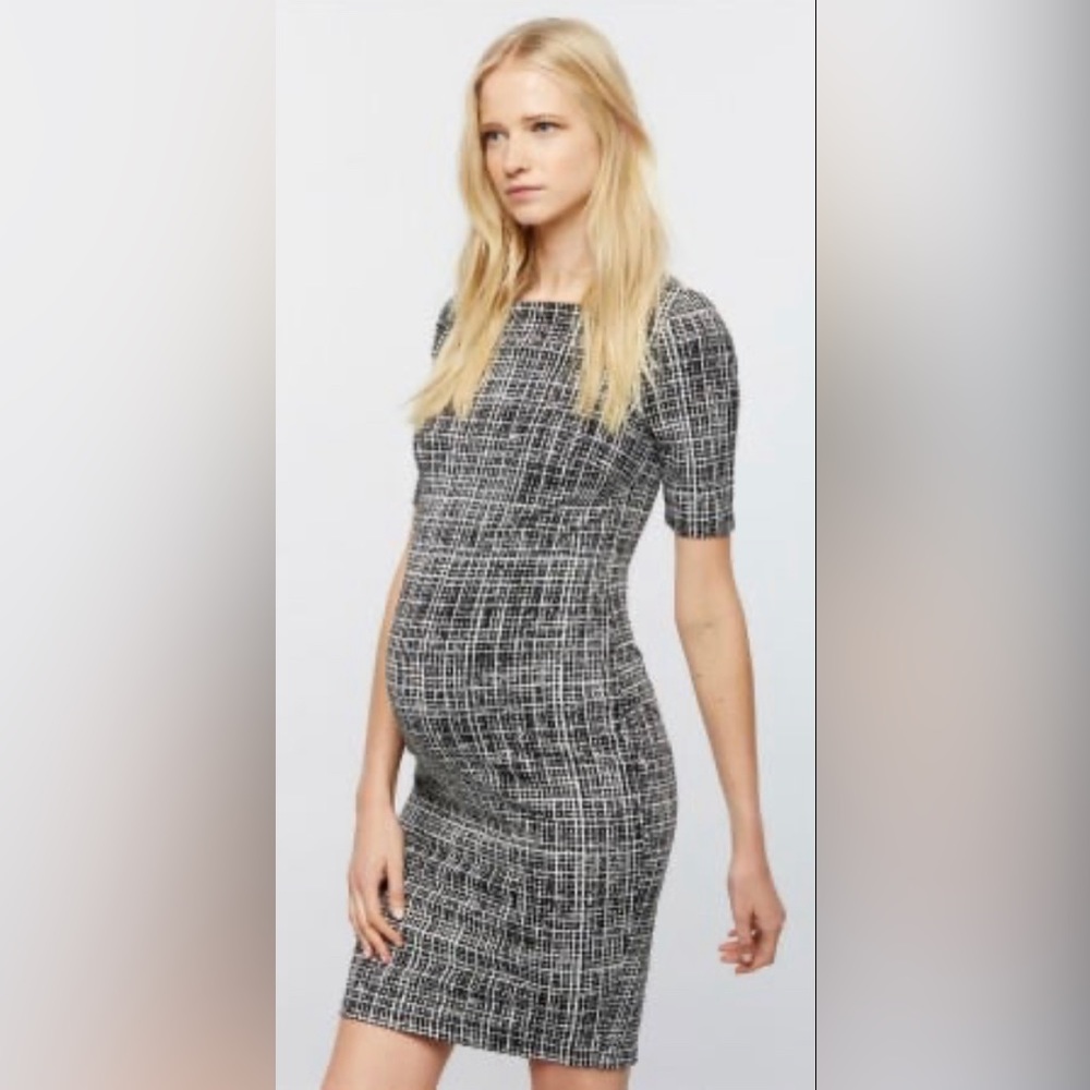 Pea in the Pod black and white maternity dress. Excellent condition.